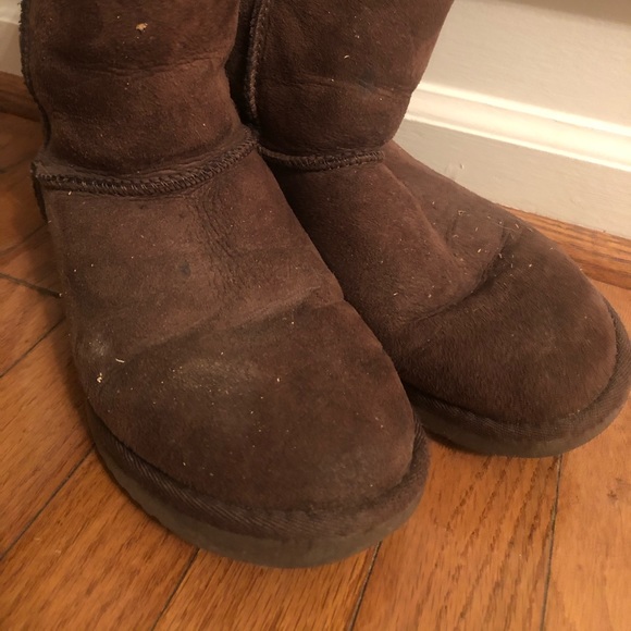 Used uggs - Picture 3 of 4